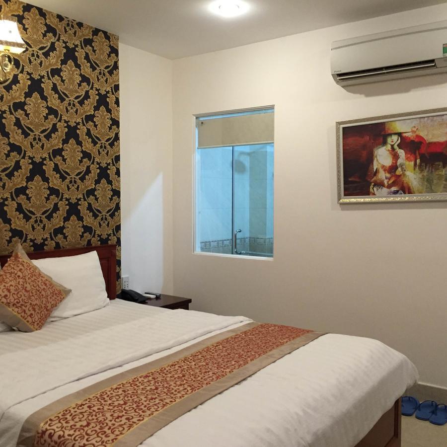 Huy Hoang 1 Hotel Ho Chi Minh City Exterior photo