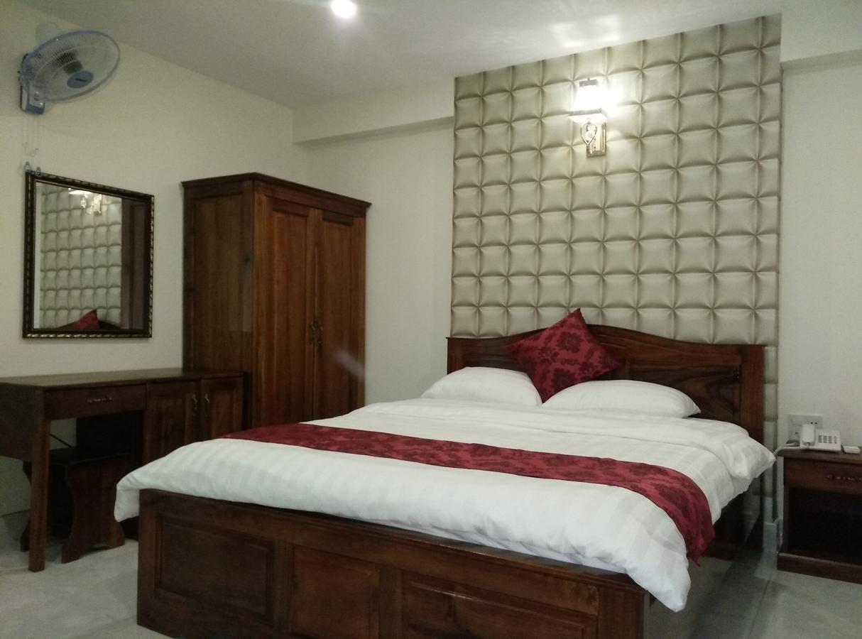 Huy Hoang 1 Hotel Ho Chi Minh City Exterior photo